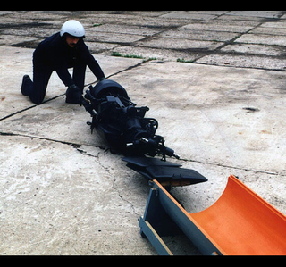 Illustration for article titled Helicopter for One Can Be Folded Up, Carried By One Person